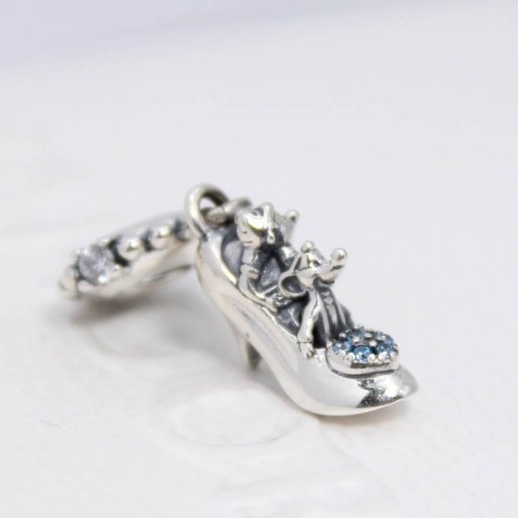 Pandora Disney Cinderella Glass Slipper & Mice Dangle Charm - Picture 6 of 6